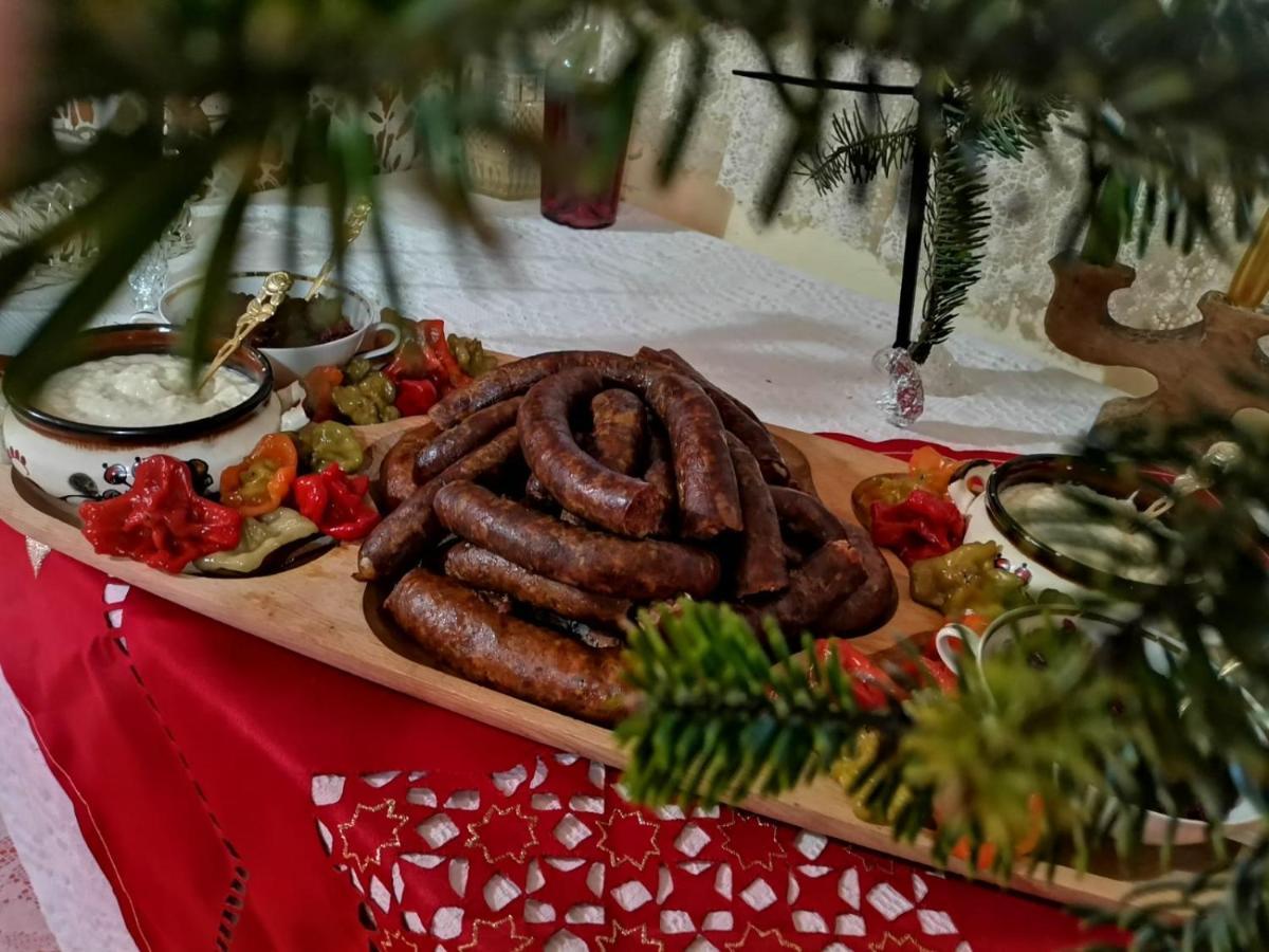 Pensiunea Rustic Oncesti Buitenkant foto