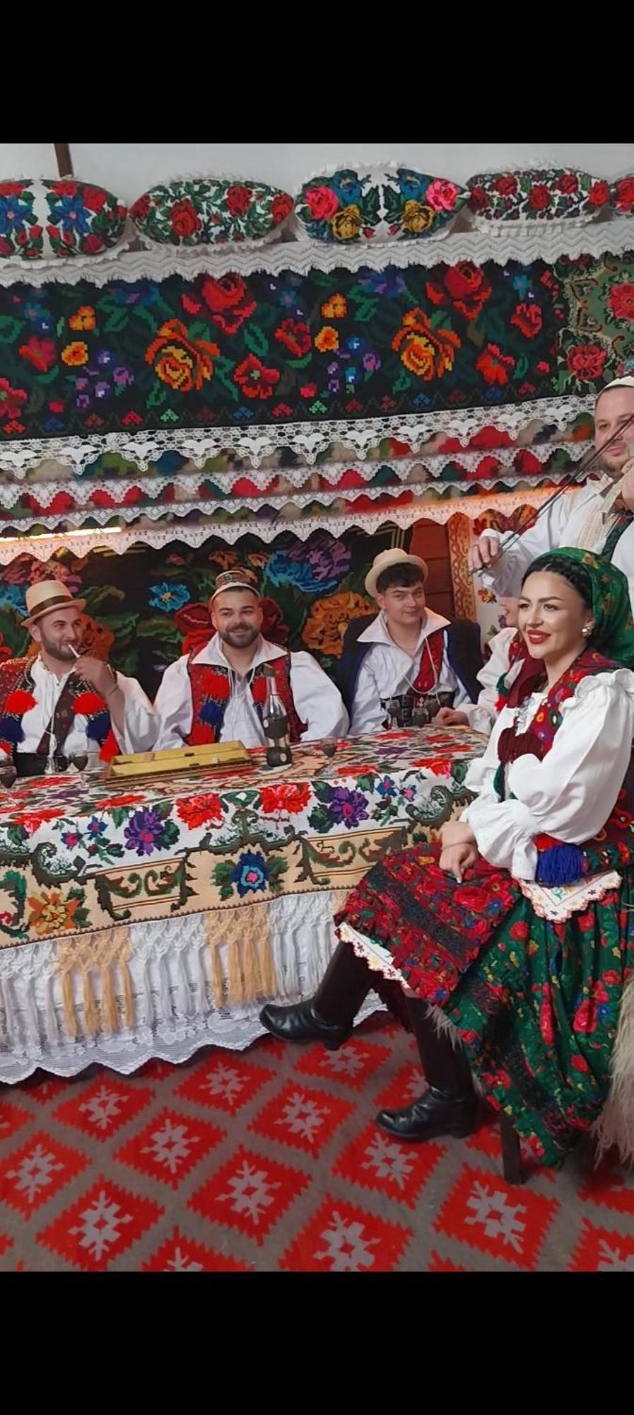 Pensiunea Rustic Oncesti Buitenkant foto